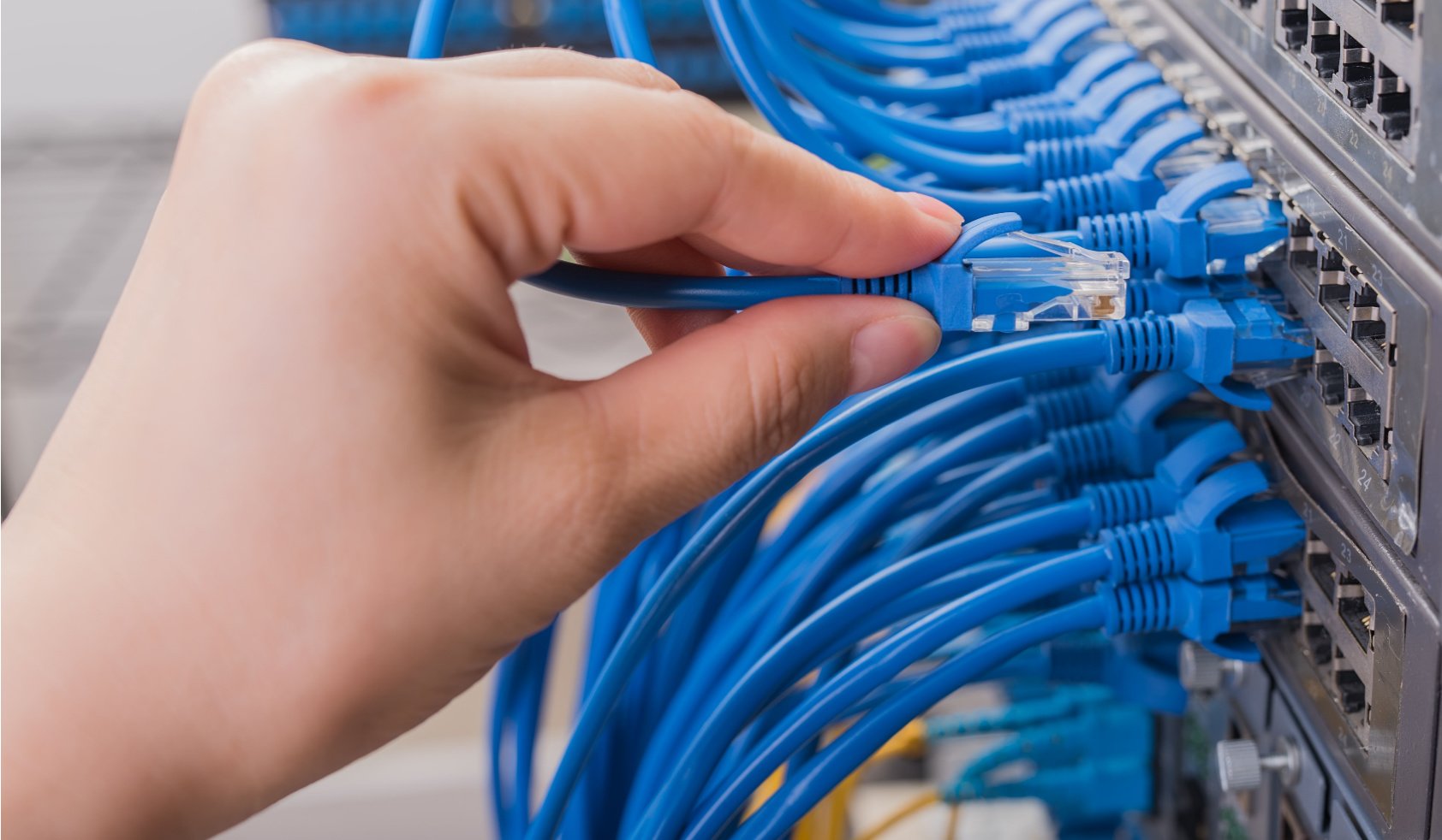 Network switch selection guide from comnet by acre